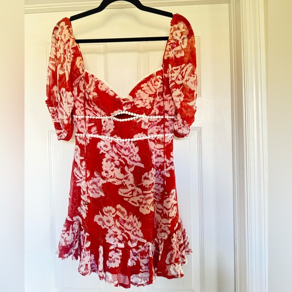 Hello Molly Red and White Floral Mini Dress - Picture 4 of 4